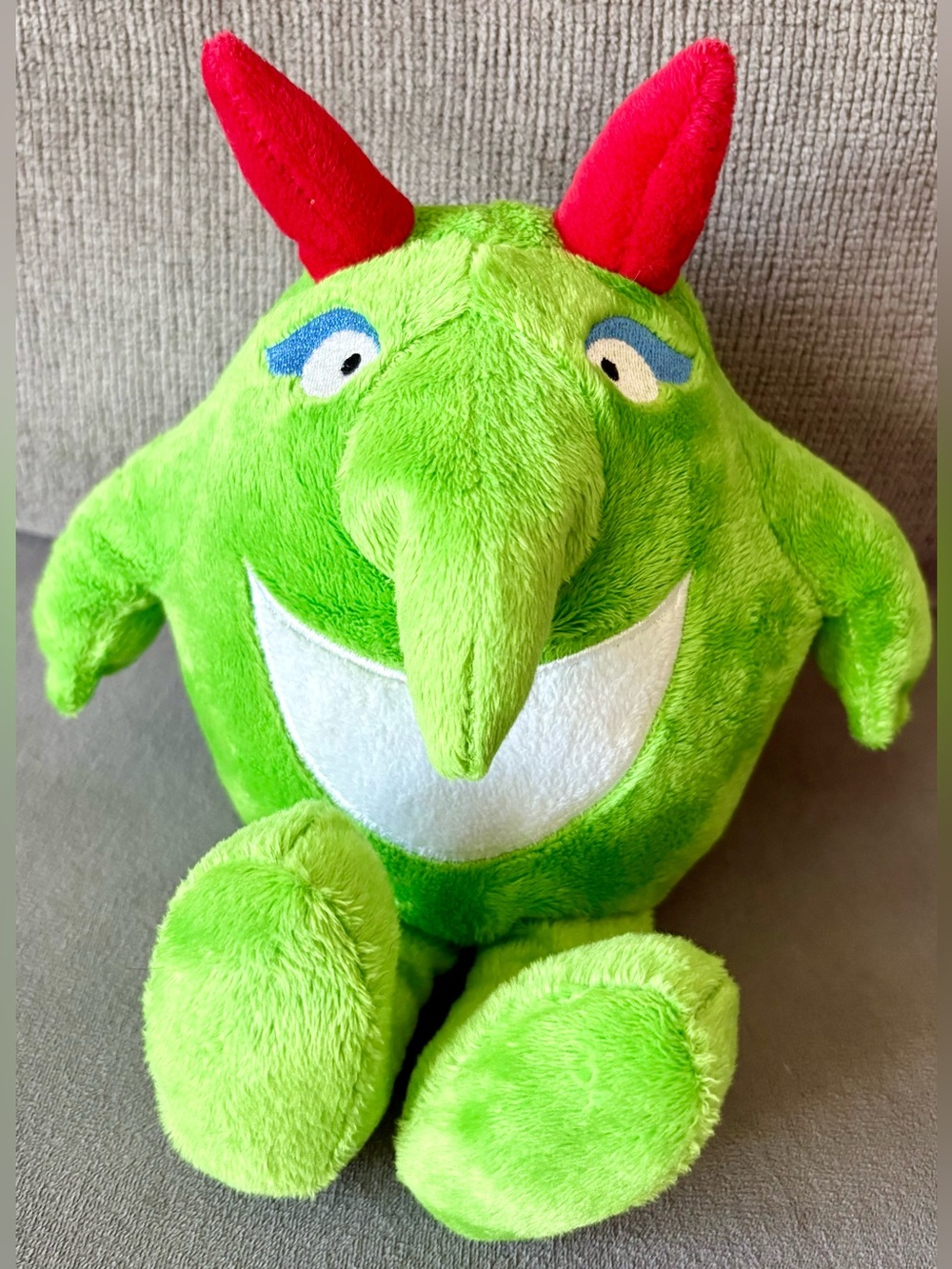 Just For Laughs Gags Mascot Victor Green Monster 6" Plush Toy Montreal Festival
